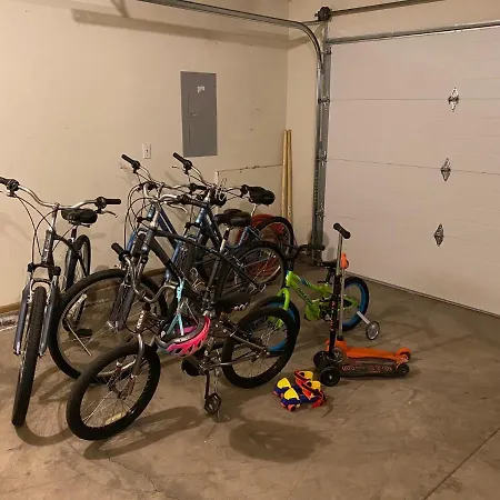 Single Level, Private Hot Tub, A/C, 8 Sharc Passes Bikes! Sunriver Exterior photo