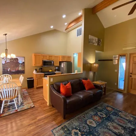 Single Level, Private Hot Tub, A/C, 8 Sharc Passes Bikes! Sunriver Exterior photo